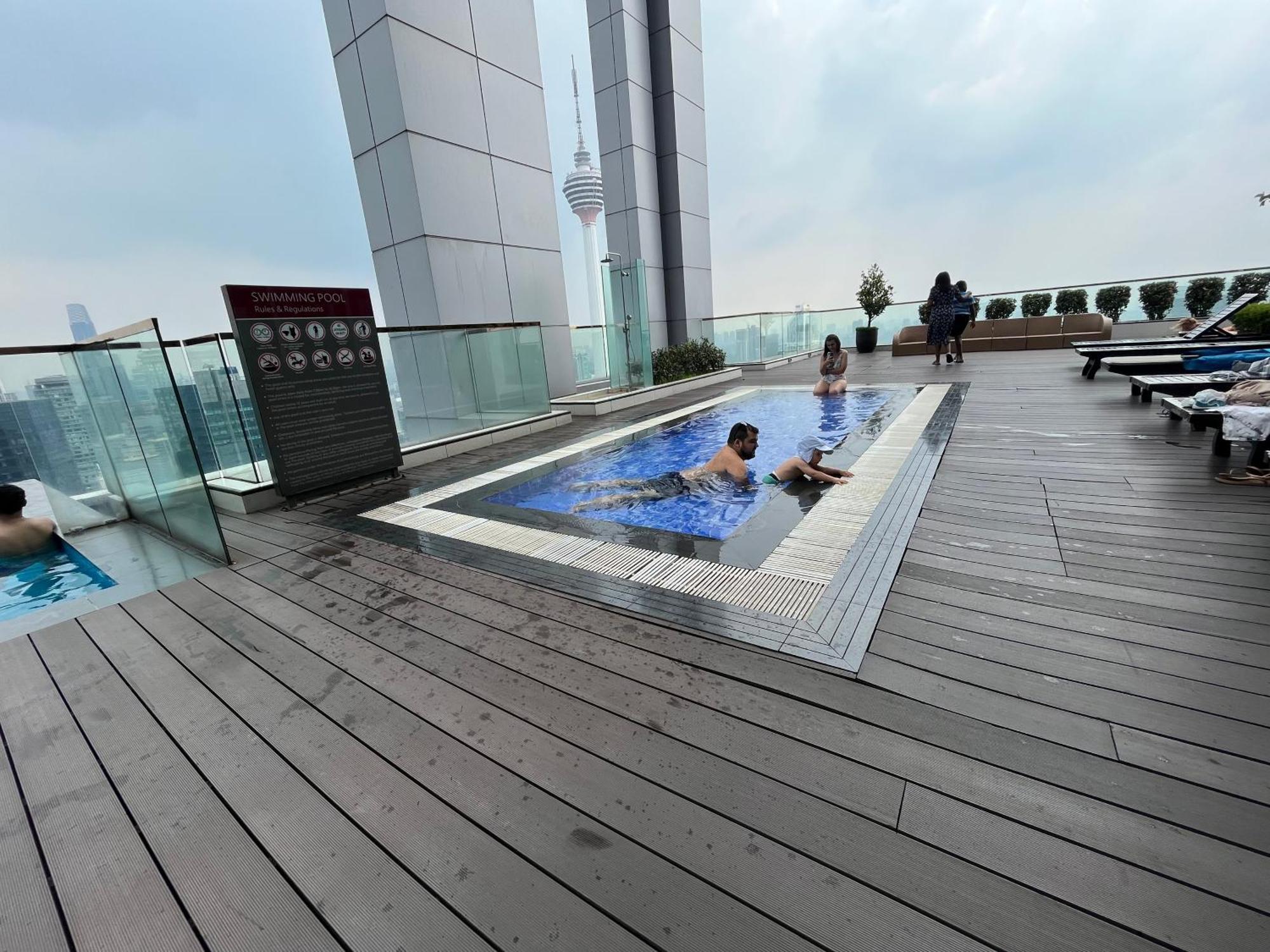 Platinum Klcc By Black Sand كوالالمبور المظهر الخارجي الصورة